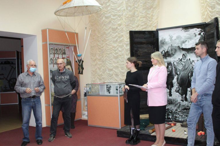 В Добруше прошёл открытый диалог «От оккупации до освобождения» В Добруше прошёл открытый диалог «От оккупации до освобождения»