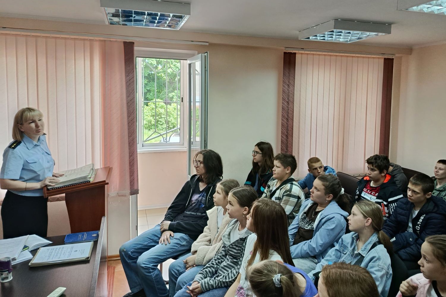 В Гомеле гимназистам рассказали о профессии судебного исполнителя 